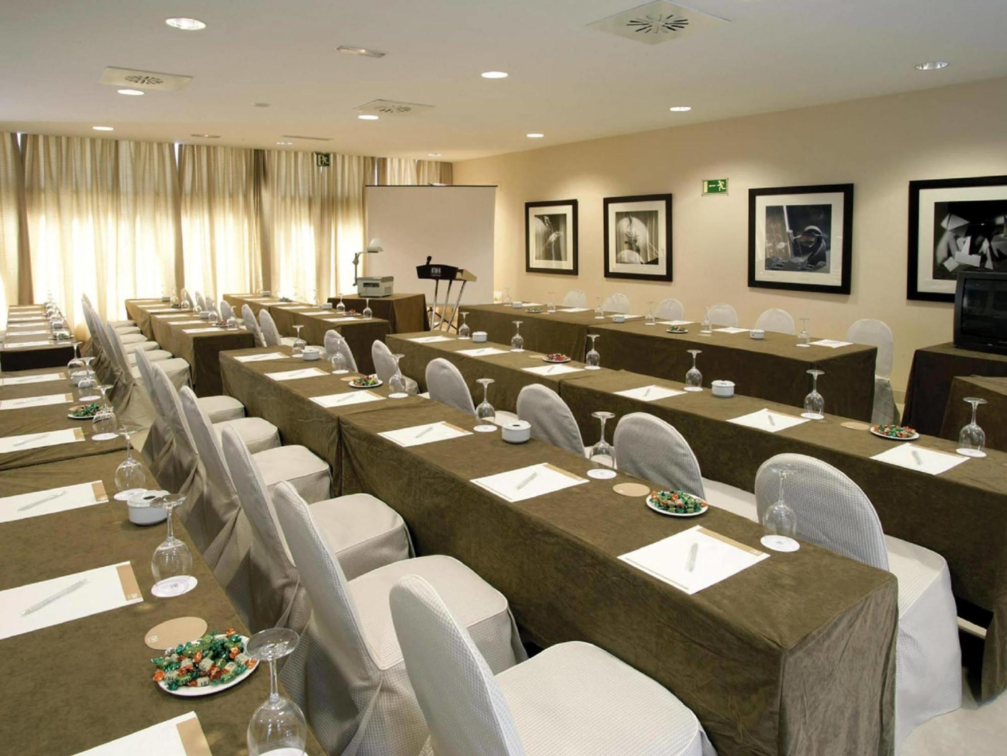 Hotel Nh Alcorcón Esterno foto